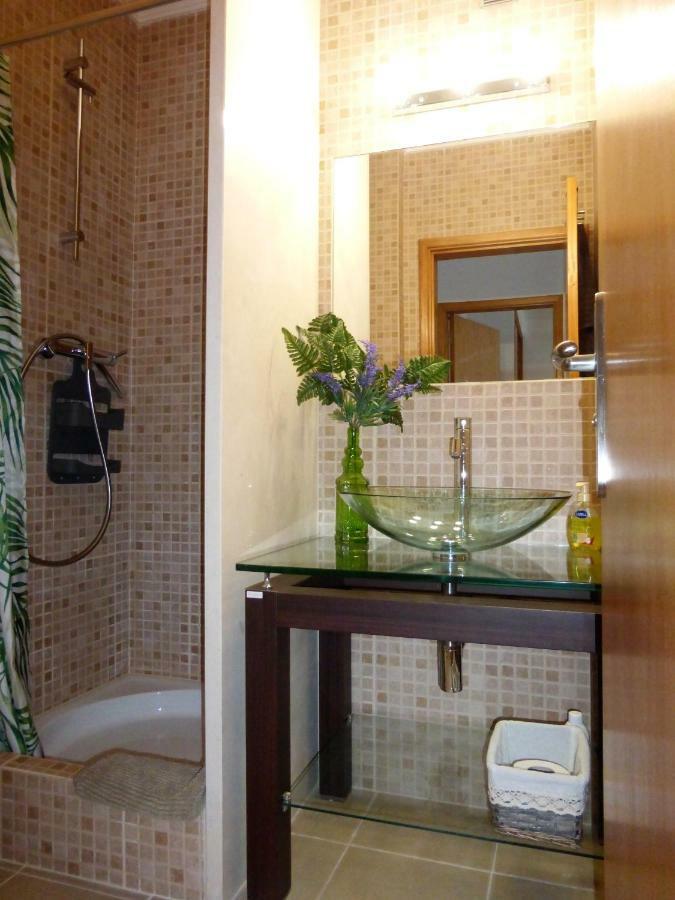 Lucas' House Apartment ลากอส ภายนอก รูปภาพ