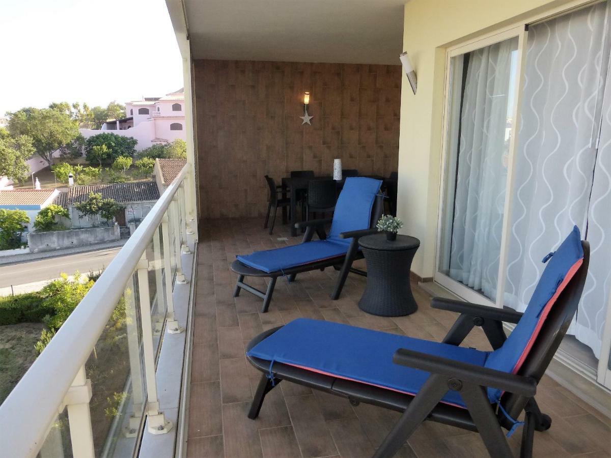 Lucas' House Apartment ลากอส ภายนอก รูปภาพ